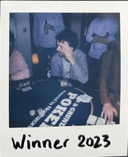 Winner polaroid